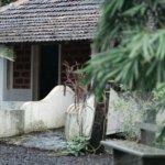 budget friendly stay in cherai